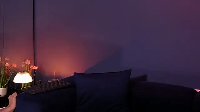 Olivia Collins1 online show from 03.12.26