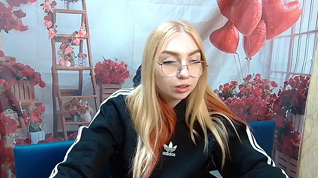 BeatriceFly online show from 05.02.26