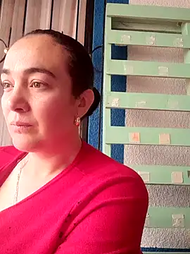 Snapshot of skayhot_ chatting on 12.18.24 skayhot online show from 12.18.24