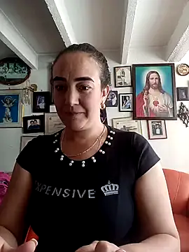 Snapshot of skayhot_ chatting on 01.23.25 skayhot online show from 01.23.25