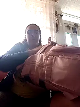 Snapshot of skayhot_ chatting on 02.06.25 skayhot online show from 02.06.25