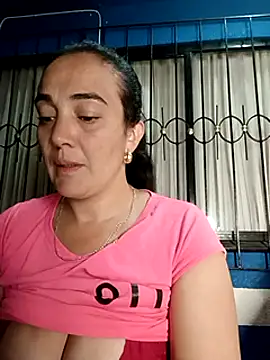 Snapshot of skayhot_ chatting on 02.07.25 skayhot online show from 02.07.25