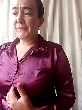 Snapshot of skayhot_ chatting on 02.19.25 skayhot online show from 02.19.25