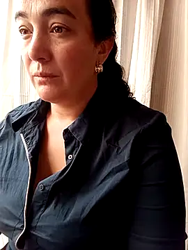 Snapshot of skayhot_ chatting on 02.21.25 skayhot online show from 02.21.25