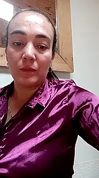 Snapshot of skayhot_ chatting on 03.15.25 skayhot online show from 03.15.25