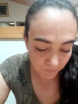 Snapshot of skayhot_ chatting on 09.11.25 skayhot online show from 09.11.25