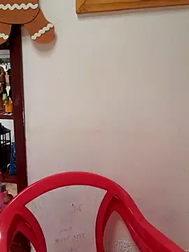 Snapshot of skayhot_ chatting on 11.29.25 skayhot online show from 11.29.25