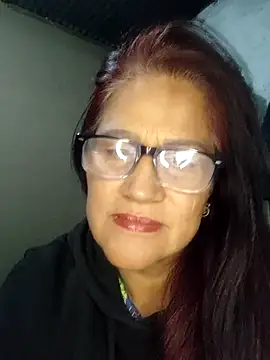 Edged Hot69 online show from 10.15.25