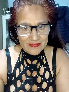 Edged Hot69 online show from 10.28.25