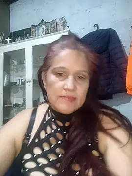 Edged Hot69 online show from 11.09.25