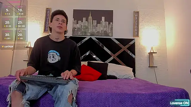 toyboys1 online show from 09.18.25