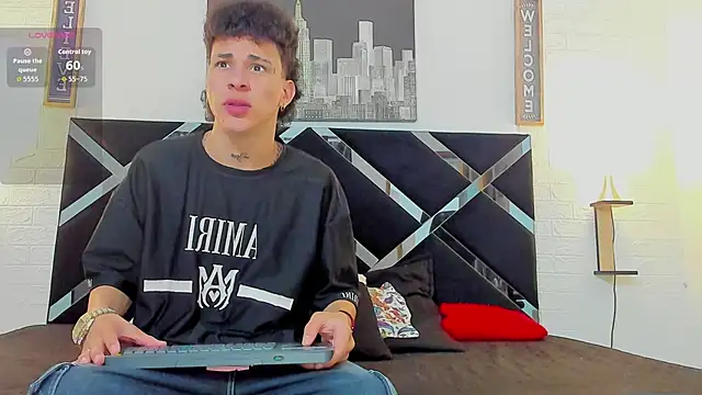 toyboys1 online show from 10.04.25