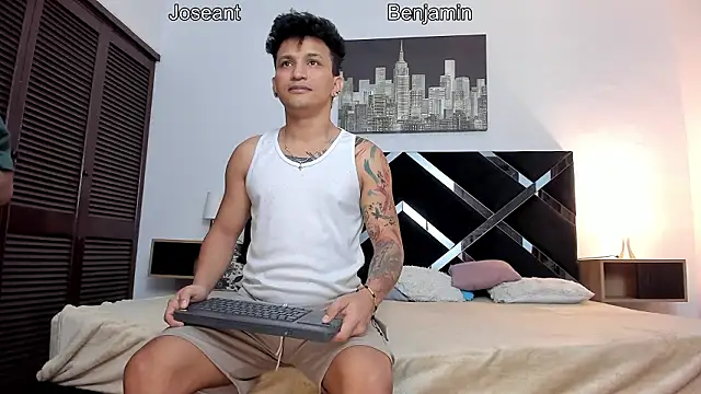 Snapshot of toyboys1 chatting on 03.21.26 toyboys1 online show from 03.21.26