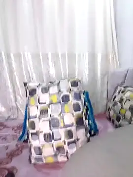 Snapshot of Cat_Sharisa chatting on 11.01.25 Cat Sharisa online show from 11.01.25