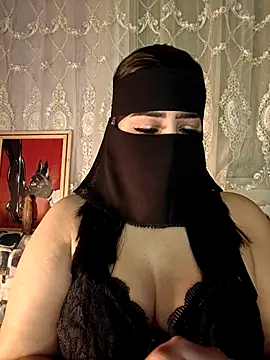 Snapshot of Cat_Sharisa chatting on 11.22.25 Cat Sharisa online show from 11.22.25