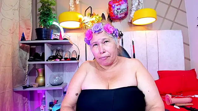 girl amada online show from 02.23.25