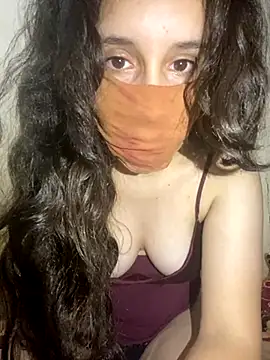 Snapshot of Chahrazad66 chatting on 11.12.25 Chahrazad66 online show from 11.12.25