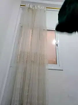 Snapshot of 7alawa-44 chatting on 10.14.25 7alawa-44 online show from 10.14.25