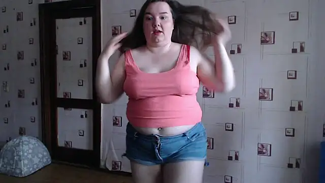 Snapshot of TasyaBigTTs chatting on 12.14.24 TasyaBigTTs online show from 12.14.24