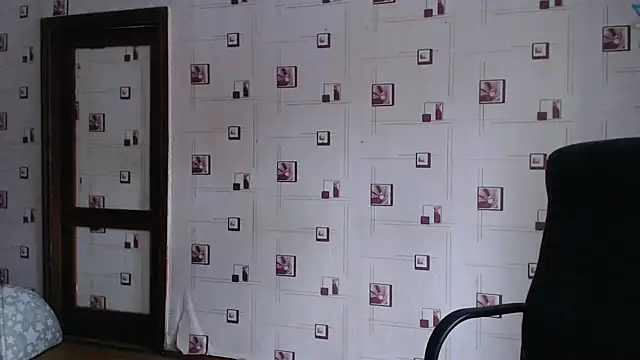 Snapshot of TasyaBigTTs chatting on 12.16.24 TasyaBigTTs online show from 12.16.24