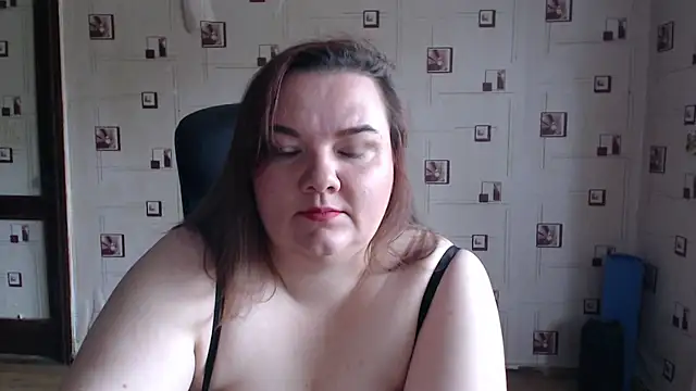 TasyaBigTTs online show from 11.16.25