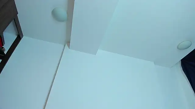 emiily15   online show from 01.22.25