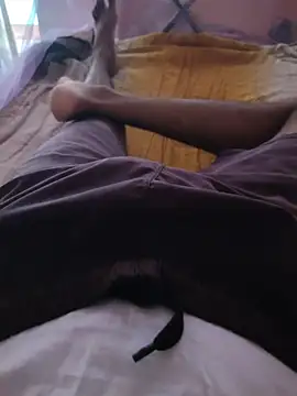 Snapshot of iaparna chatting on 10.15.25 iaparna online show from 10.15.25