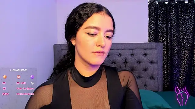 Snapshot of Adhara-zanne chatting on 02.10.26 Adhara-zanne online show from 02.10.26