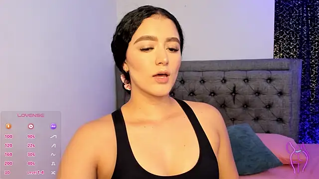 Snapshot of Adhara-zanne chatting on 02.25.26 Adhara-zanne online show from 02.25.26