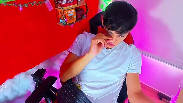 LilOwen  online show from 09.20.25