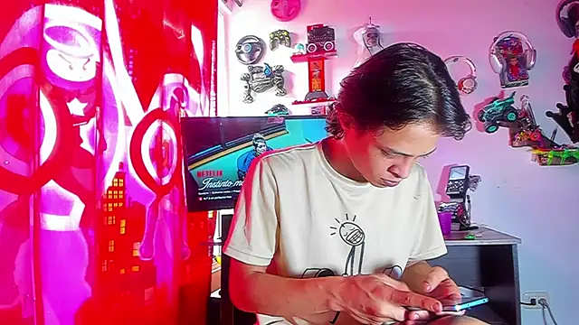 LilOwen  online show from 06.18.26
