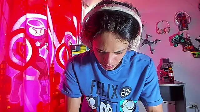 LilOwen  online show from 06.21.26