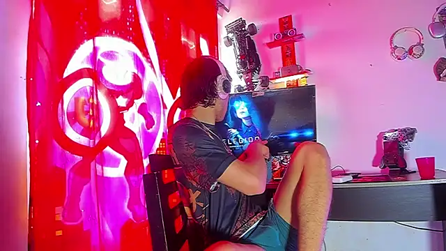 LilOwen  online show from 06.25.26