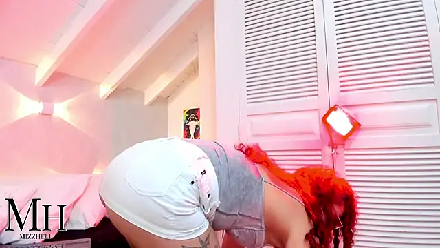 MizzHell online show from 11.15.25