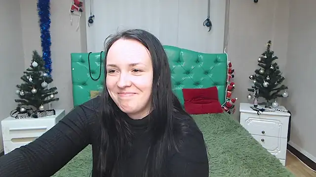 Snapshot of IsabelBlackberry chatting on 12.27.24 IsabelBlackberry online show from 12.27.24