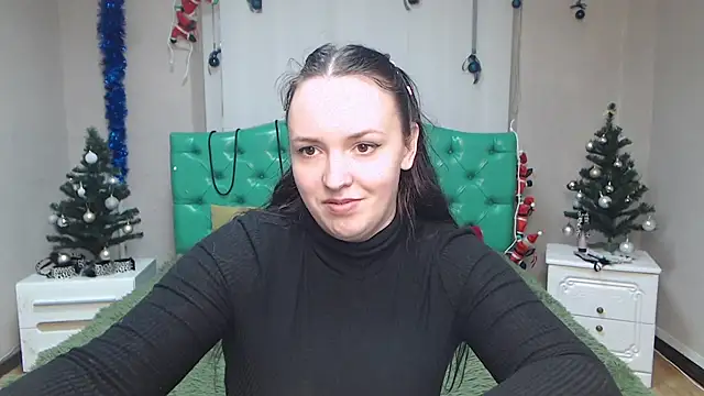 Snapshot of IsabelBlackberry chatting on 12.28.24 IsabelBlackberry online show from 12.28.24