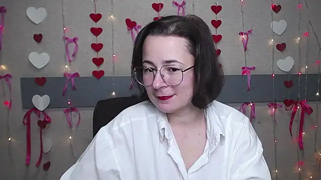 MarieSho online show from 02.04.25