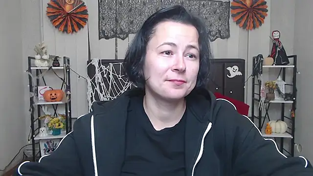 MarieSho online show from 10.27.25