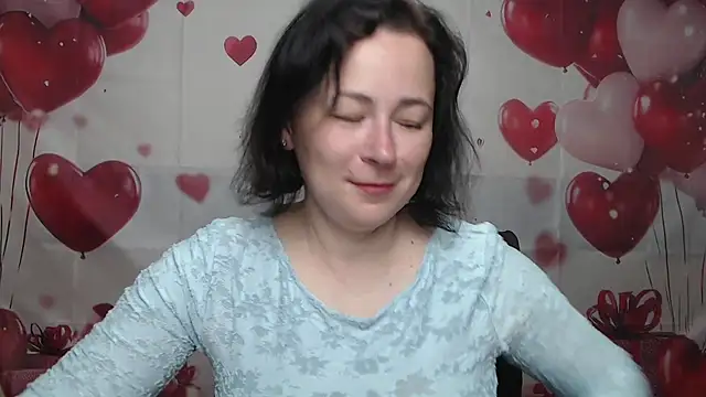 Snapshot of MarieSho chatting on 05.10.26 MarieSho online show from 05.10.26