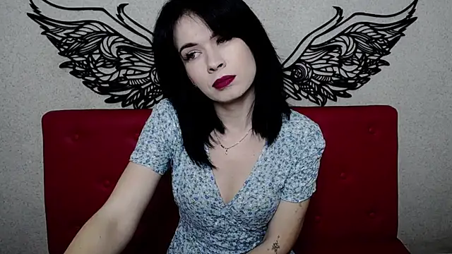 Snapshot of JasmineKouch chatting on 01.21.25 JasmineKouch online show from 01.21.25
