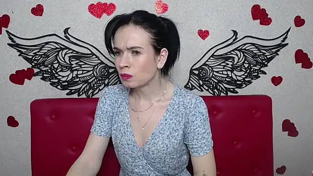 Snapshot of JasmineKouch chatting on 02.16.25 JasmineKouch online show from 02.16.25