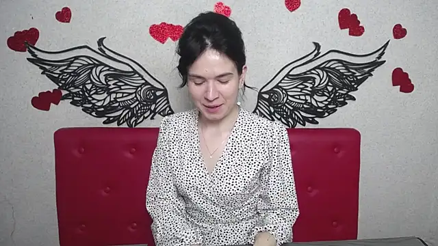 Snapshot of JasmineKouch chatting on 03.16.25 JasmineKouch online show from 03.16.25