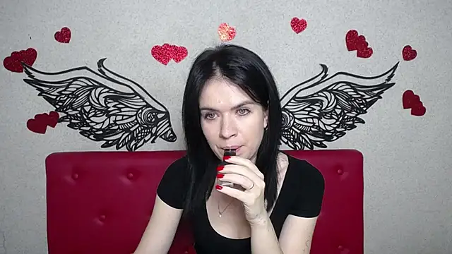 Snapshot of JasmineKouch chatting on 03.20.25 JasmineKouch online show from 03.20.25