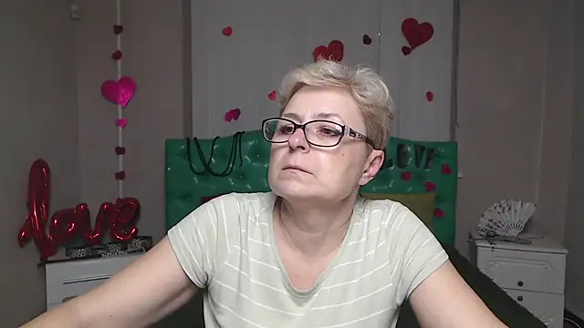 EmiliaGree online show from 12.01.25