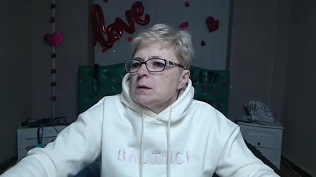 EmiliaGree online show from 02.04.26