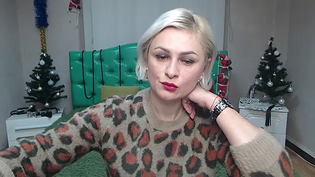 OliviaHorst online show from 12.18.24