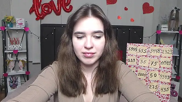 LauraHlot online show from 02.27.25