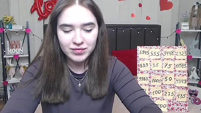 LauraHlot online show from 03.13.25