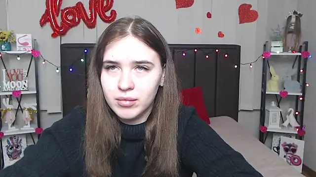 LauraHlot online show from 03.22.25