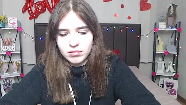 LauraHlot online show from 03.22.25